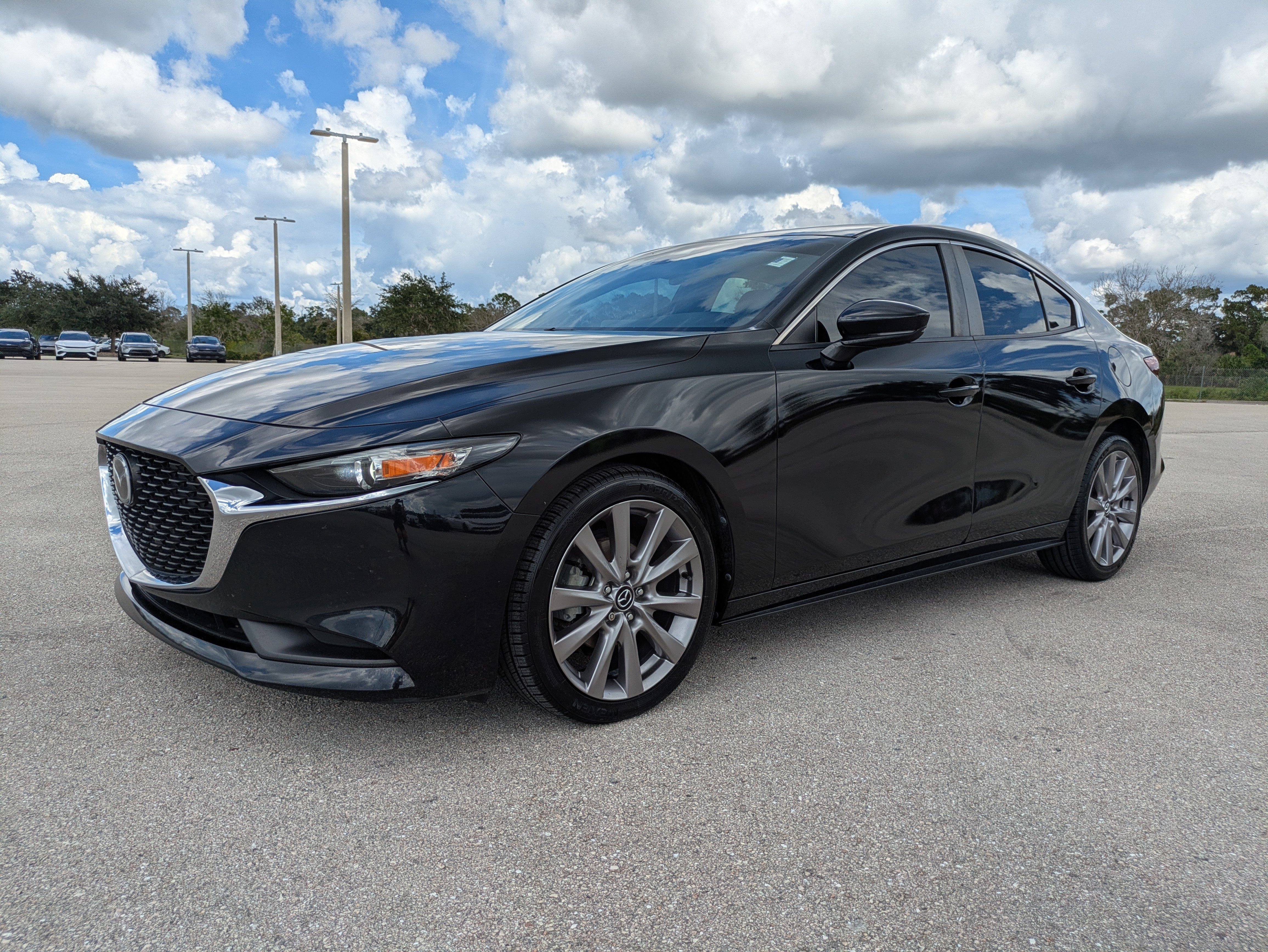 Used 2020 MAZDA MAZDA3 Sedan w/ Select Package FWD image 8