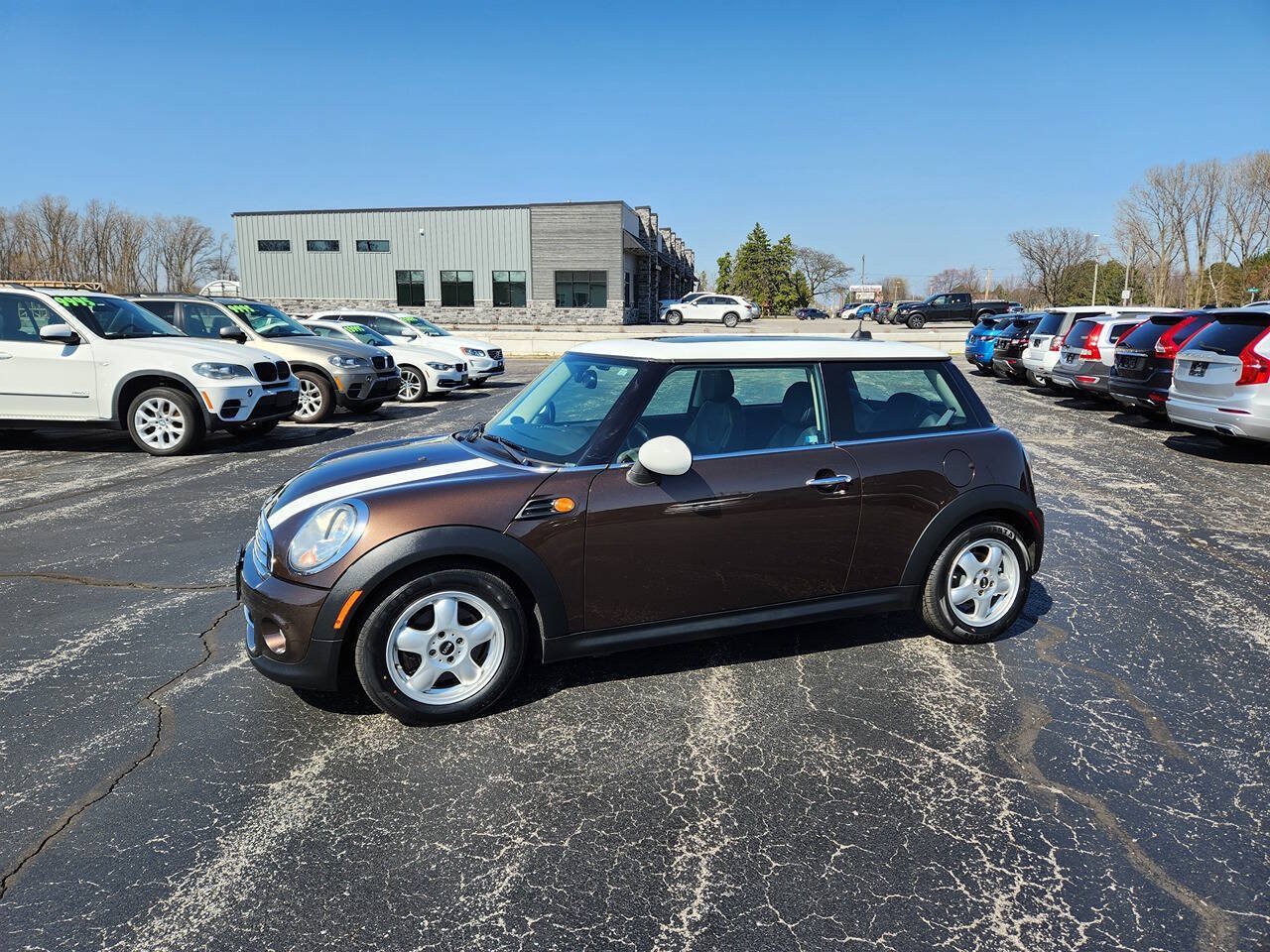 Used 2011 MINI Cooper Hardtop FWD image 2