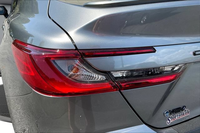Used 2025 Toyota Camry SE FWD image 25
