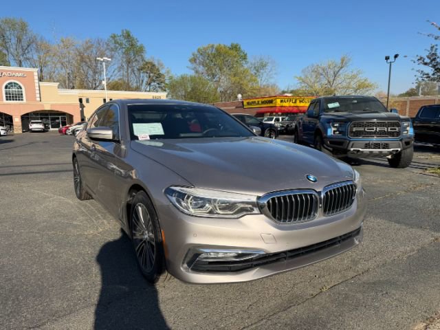 Used 2018 BMW 530i xDrive image 1