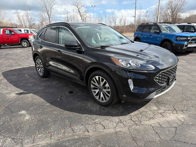 Used 2022 Ford Escape Titanium image 10