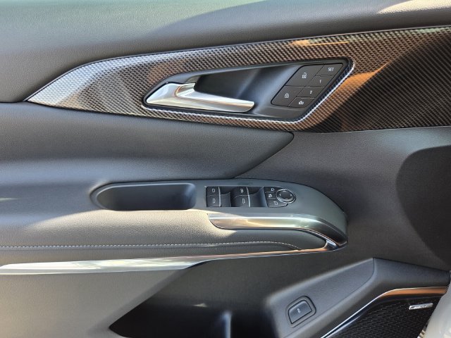Used 2026 Chevrolet Traverse High Country FWD image 19