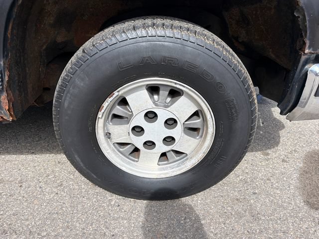 Used 1995 GMC Sierra 1500 2WD Regular Cab image 21