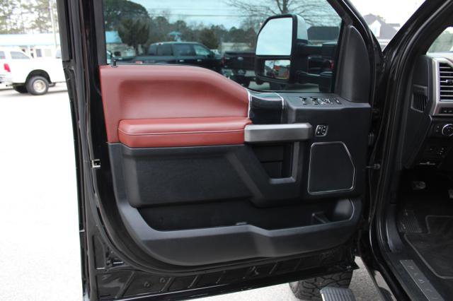 Used 2020 Ford F450 Platinum w/ FX4 Off-Road Package AWD/4WD image 37