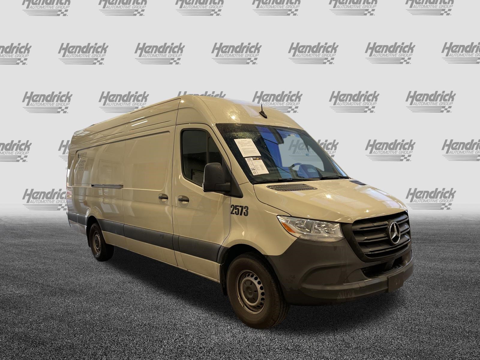 Used 2025 Mercedes-Benz Sprinter 2500 video 2