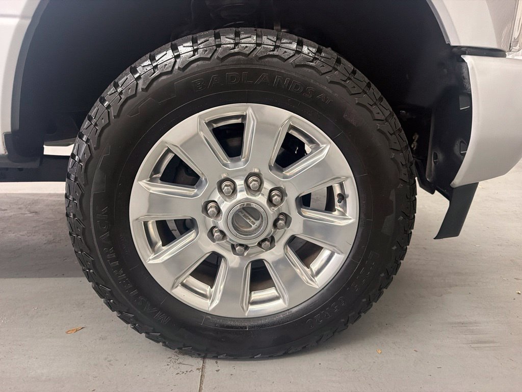 Used 2017 Ford F250 Platinum w/ Platinum Ultimate Package AWD/4WD image 26