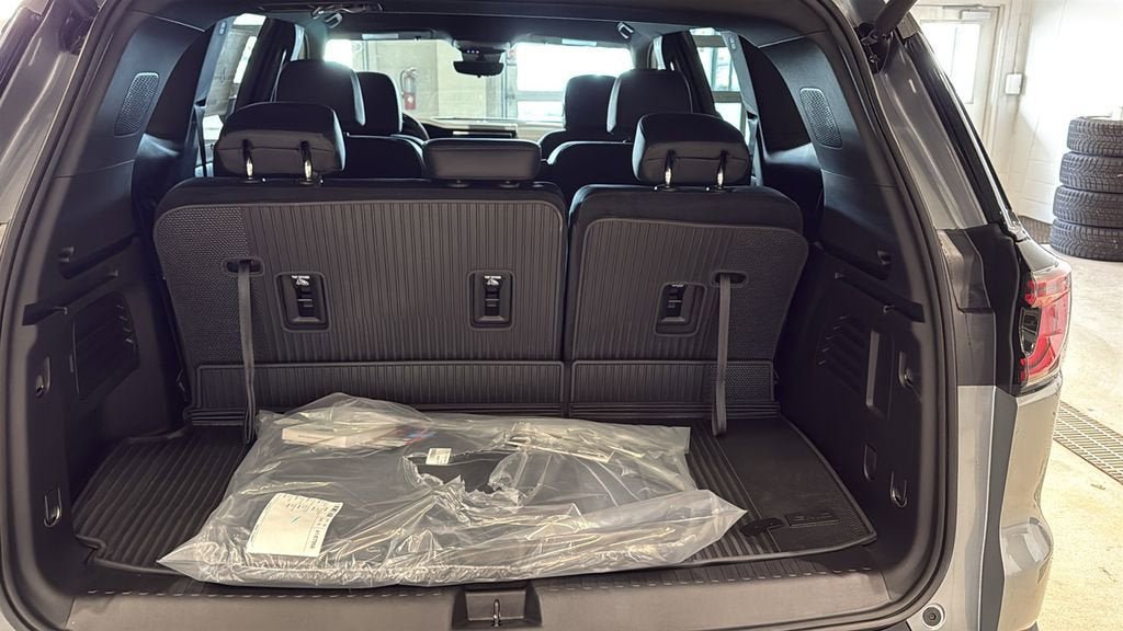 New 2026 GMC Acadia Elevation w/ Super Cruise Package AWD/4WD image 18