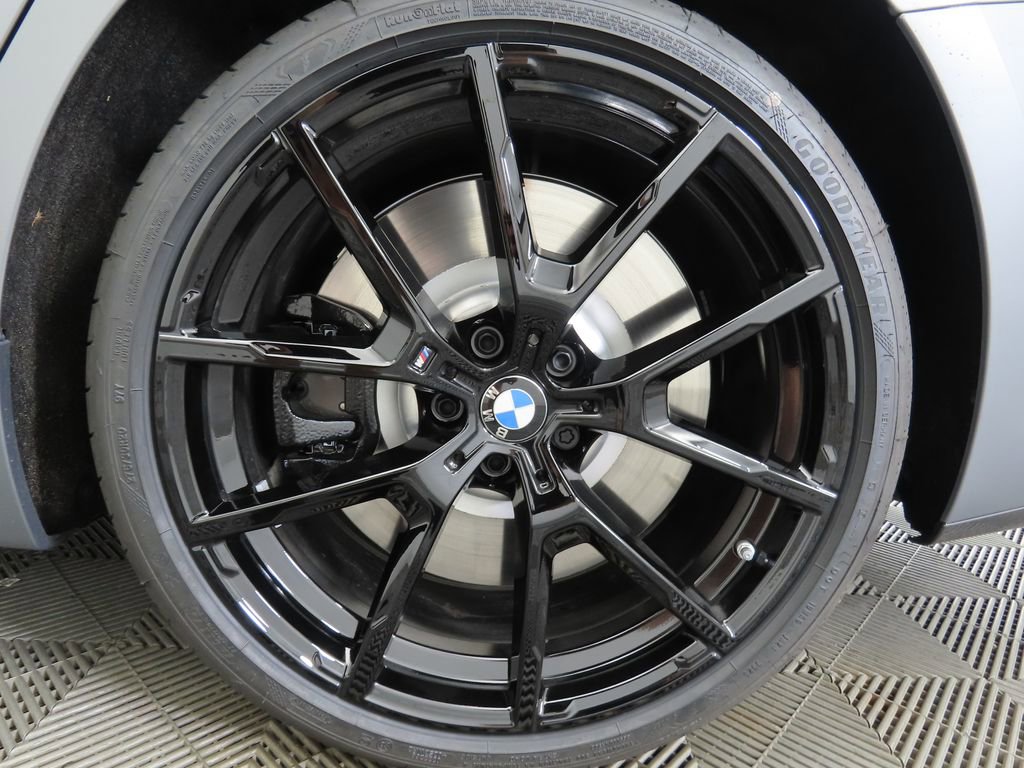 New 2026 BMW M850i xDrive w/ M Carbon Exterior Package image 31