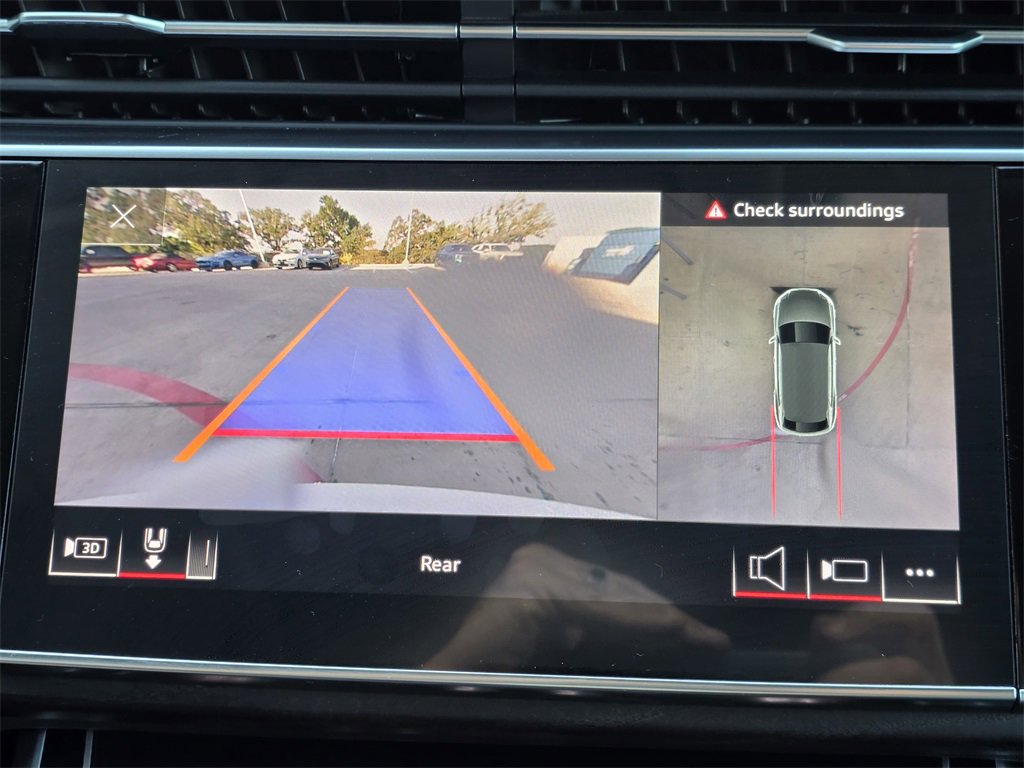 Used 2023 Audi Q8 Premium Plus image 14