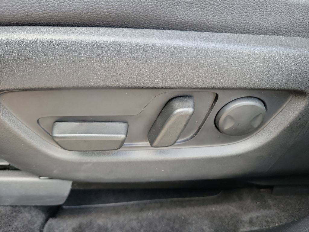 Certified 2025 MAZDA CX-90 Plug-In Hybrid w/Premium Sport image 21