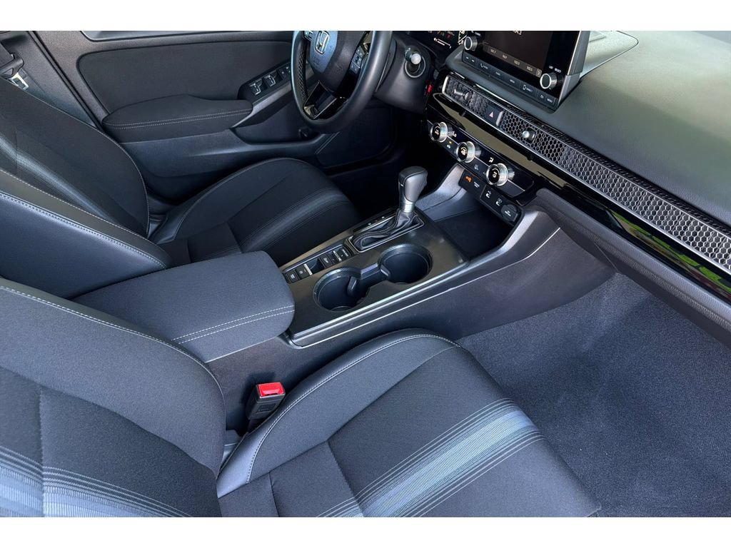 Used 2025 Honda Civic Sport image 16