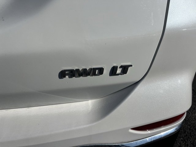 Used 2018 Chevrolet Equinox Premier image 10