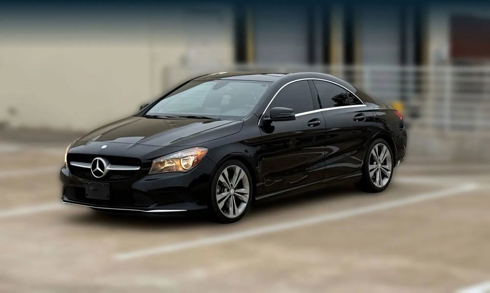 Used 2017 Mercedes-Benz CLA 250 image 3