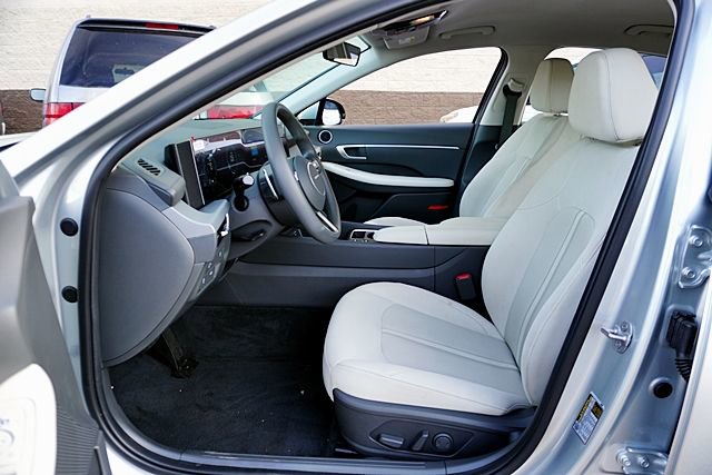 Certified 2024 Hyundai Sonata SEL image 13