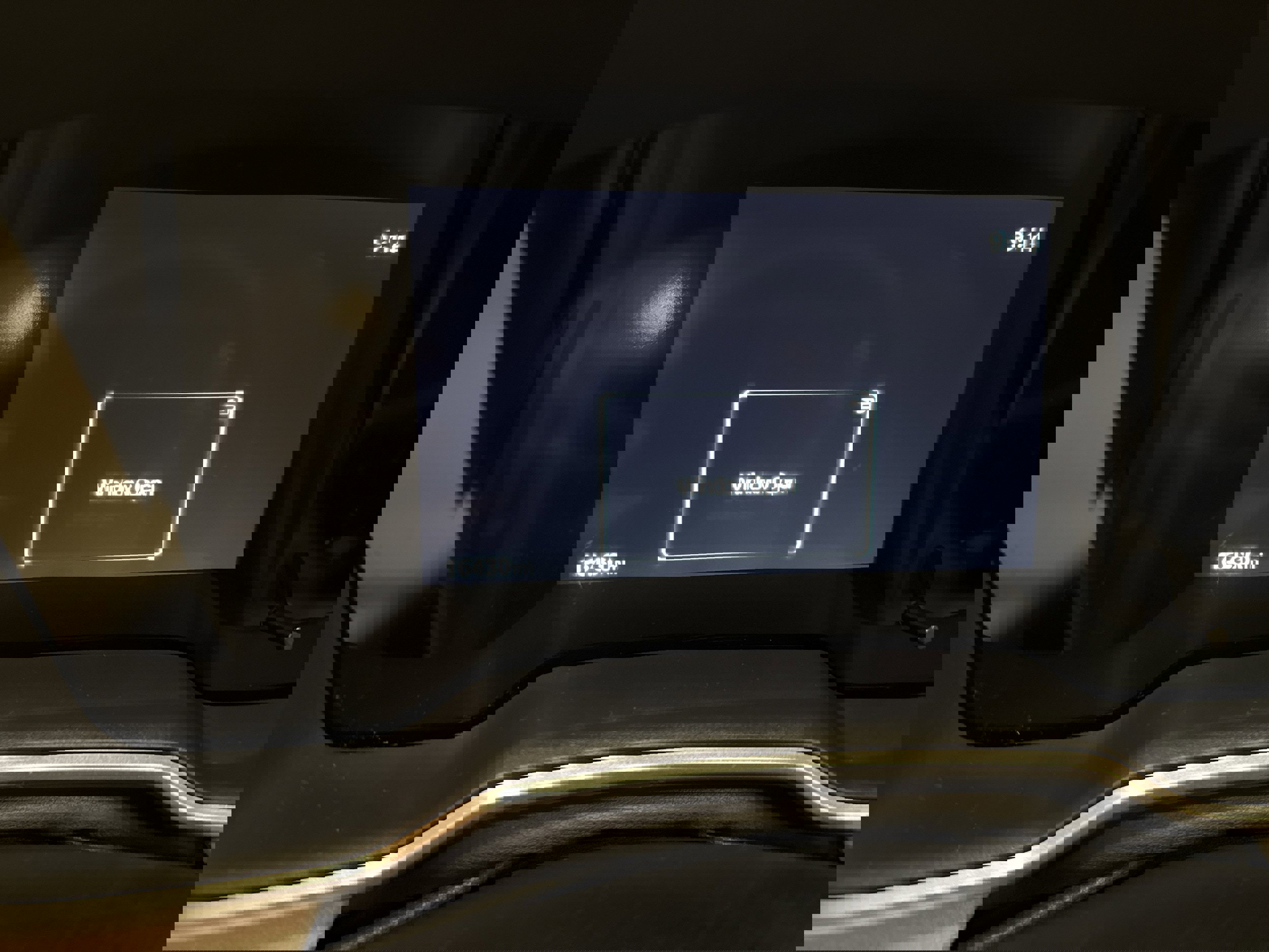 Used 2024 Toyota Corolla Cross XLE w/ Convenience Package image 6