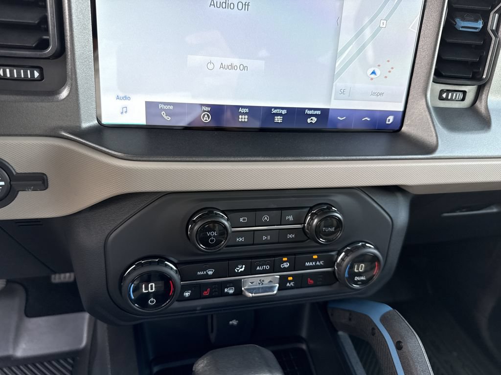 Used 2024 Ford Bronco Wildtrak AWD/4WD image 28