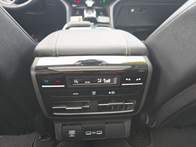 Used 2024 Acura MDX SH-AWD w/ Technology Package image 16