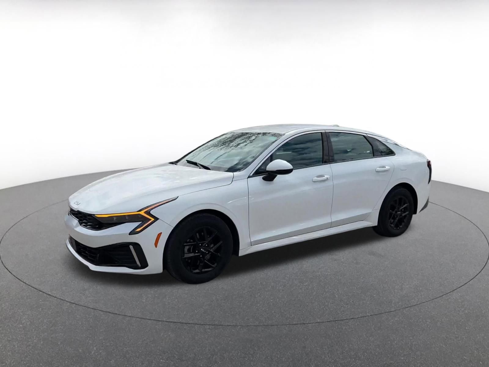 Used 2025 Kia K5 LXS image 8