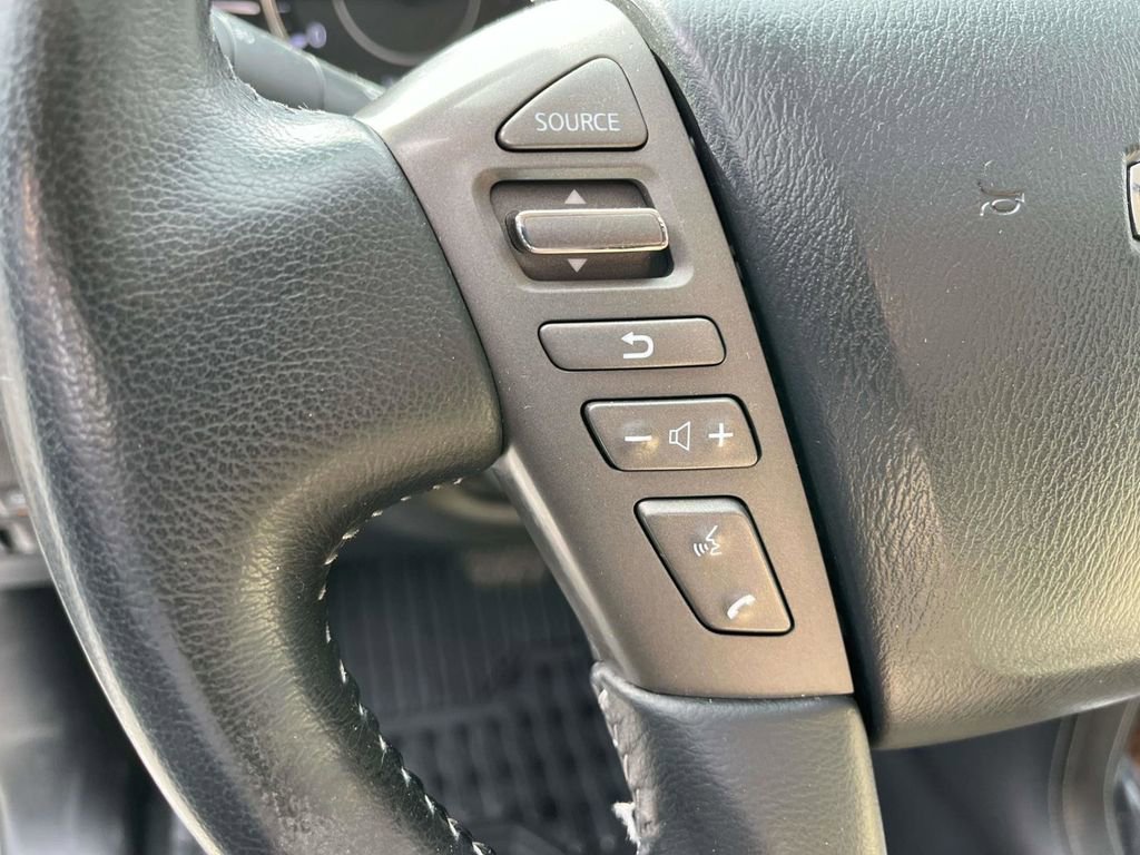 Used 2018 Nissan Armada SL w/ Premium Package image 32