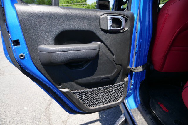Used 2022 Jeep Gladiator Sport AWD/4WD image 32