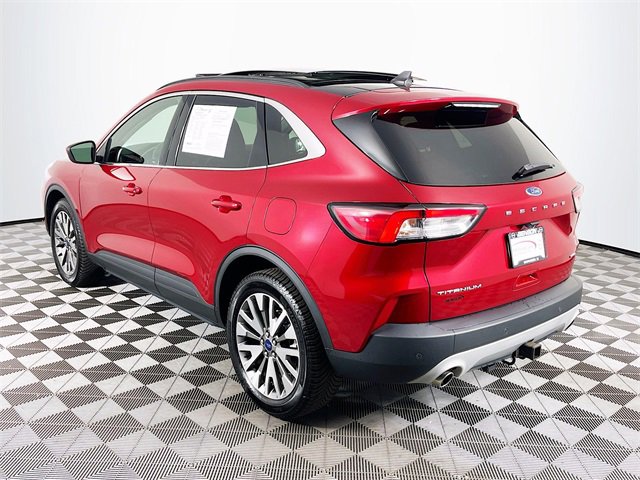 Used 2022 Ford Escape Titanium w/ Class II Trailer Tow Package image 6