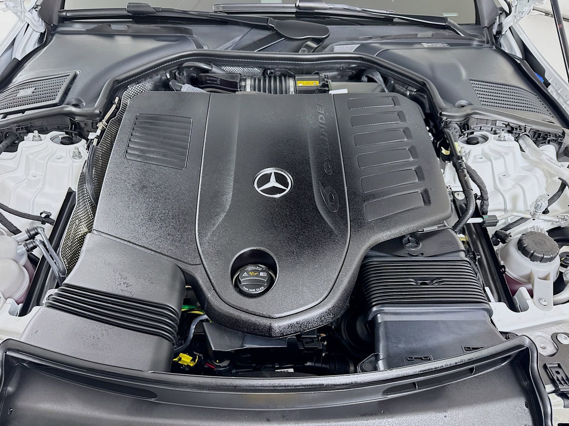 New 2026 Mercedes-Benz CLE 450 4MATIC Cabriolet image 32