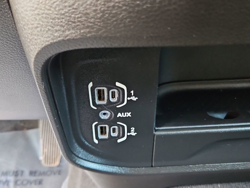 Used 2024 RAM 2500 Big Horn AWD/4WD image 20