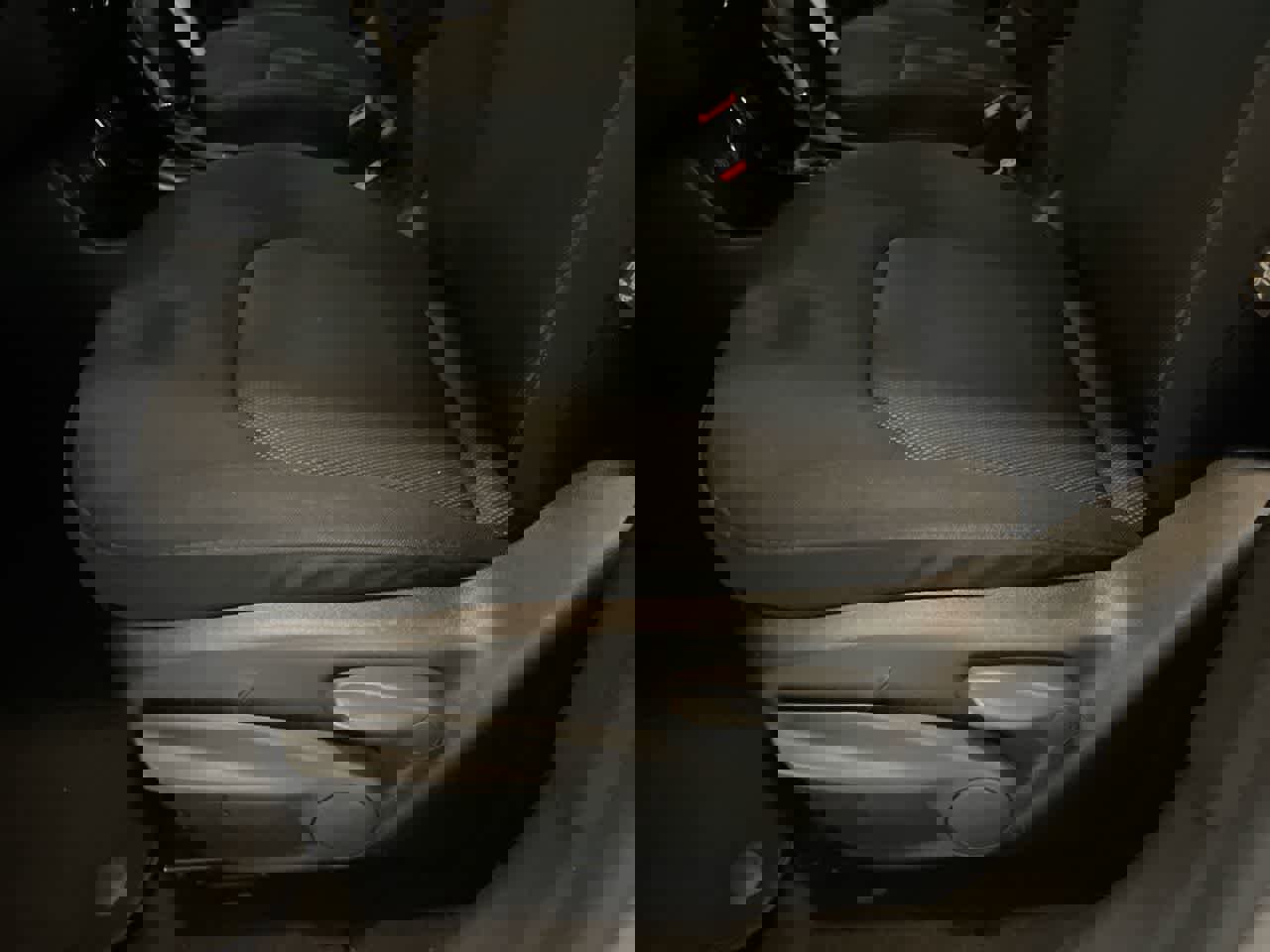 Used 2019 Jeep Renegade Sport image 12