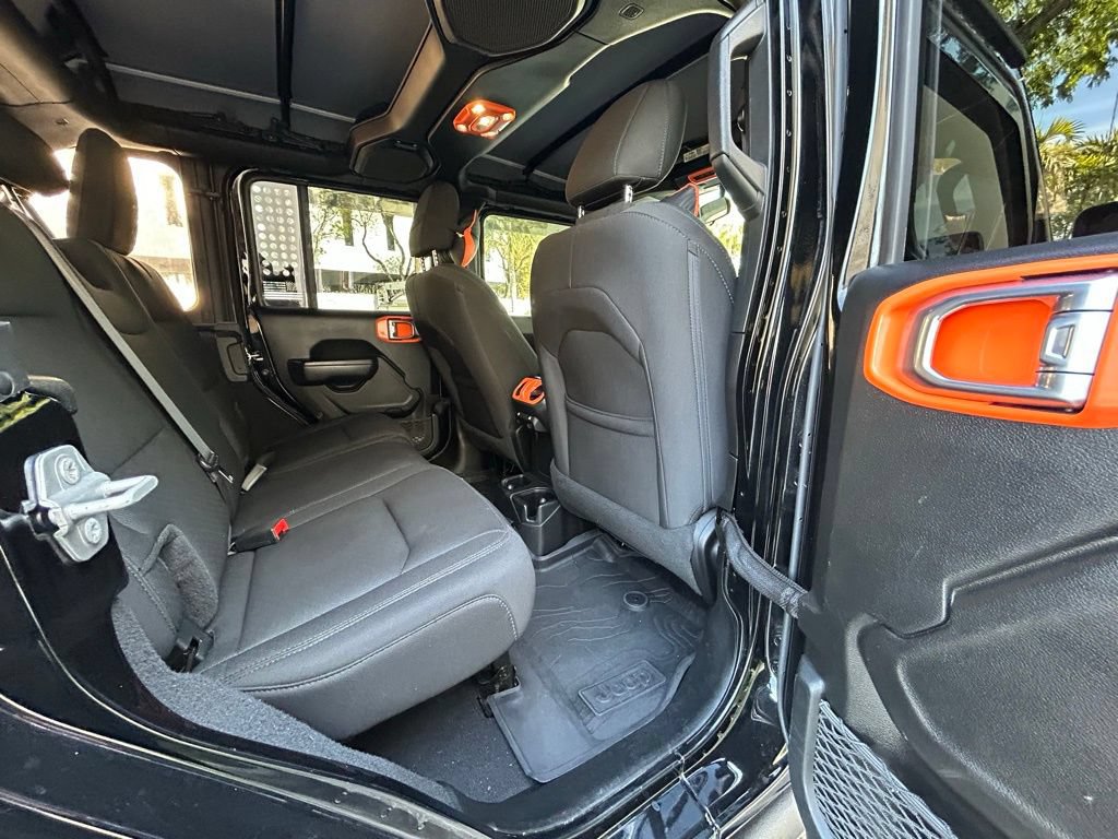 Used 2022 Jeep Wrangler Unlimited Sport AWD/4WD image 36