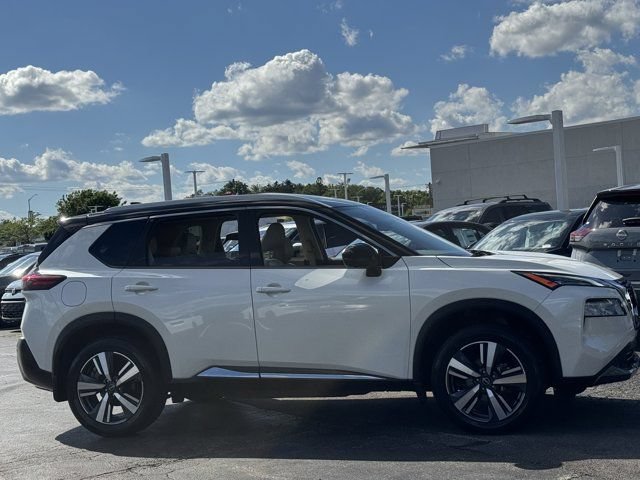 Used 2023 Nissan Rogue SL AWD/4WD image 6