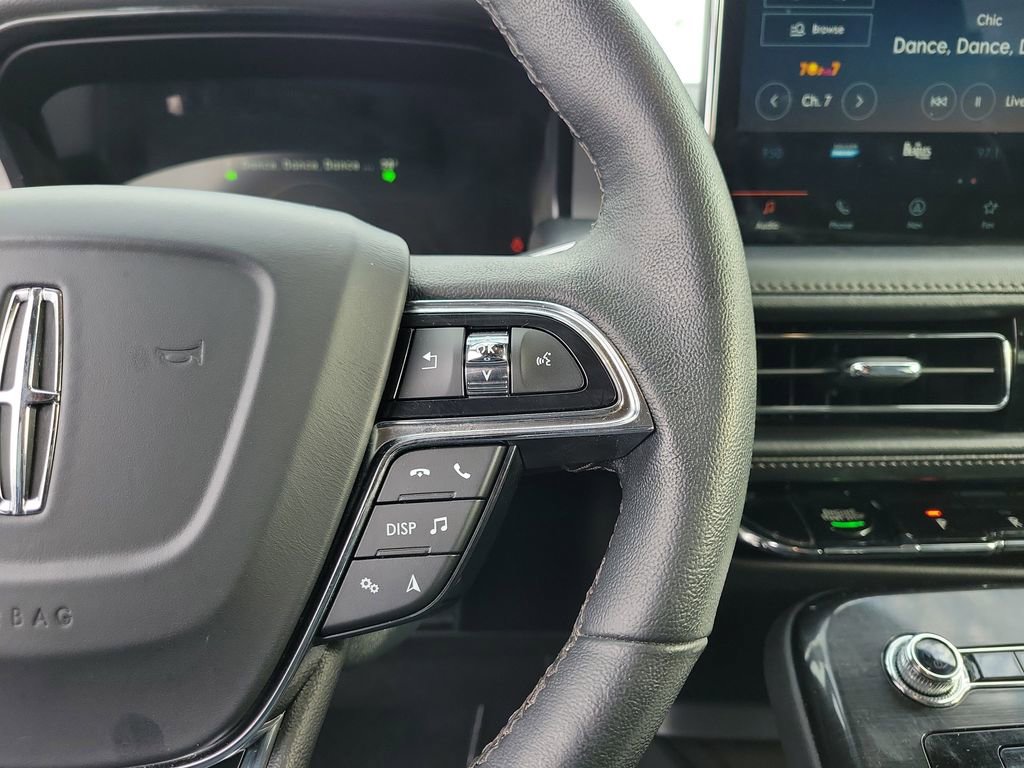Certified 2023 Lincoln Nautilus AWD w/ Premium Package image 24