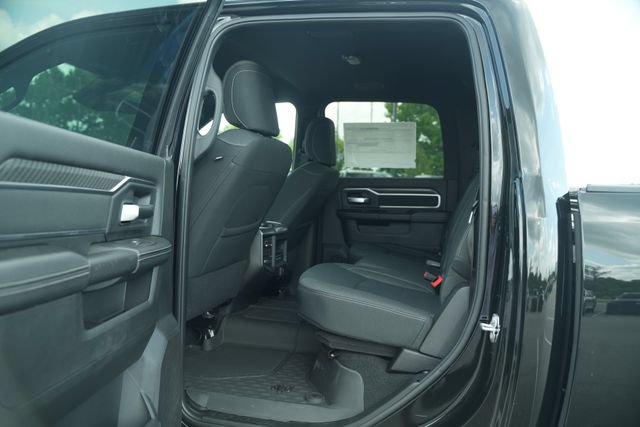 New 2026 RAM 2500 Big Horn AWD/4WD image 13