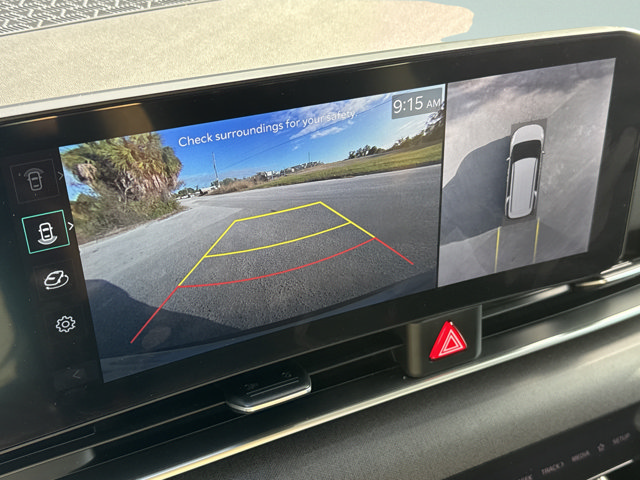 Used 2025 Kia Carnival SX FWD image 32