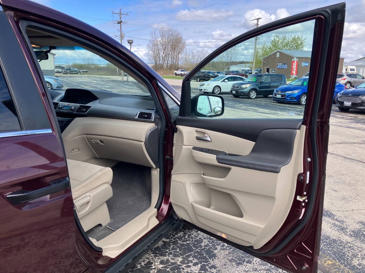 Used 2011 Honda Odyssey LX image 13