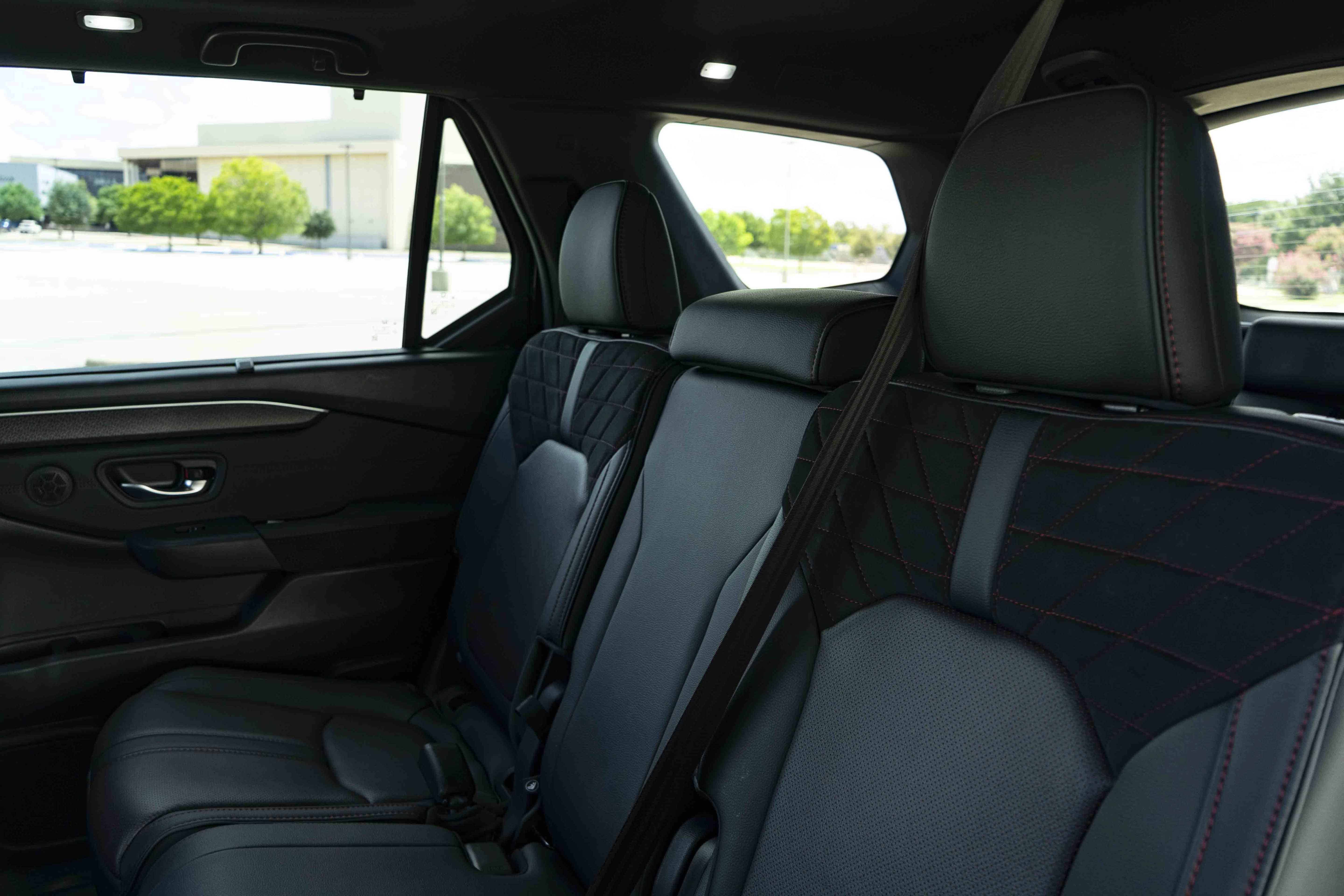 Used 2026 Honda Pilot Black Edition image 19