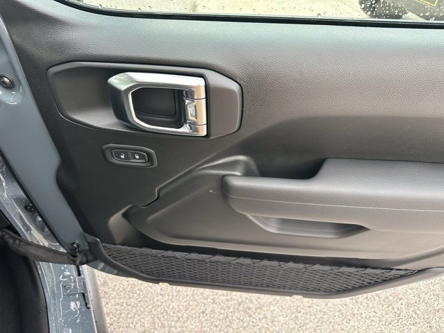 New 2025 Jeep Gladiator Willys image 11