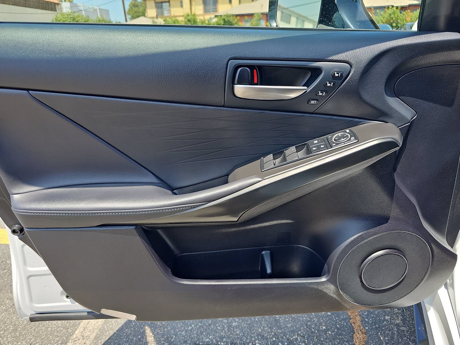 Used 2025 Lexus IS 350 F Sport RWD image 24