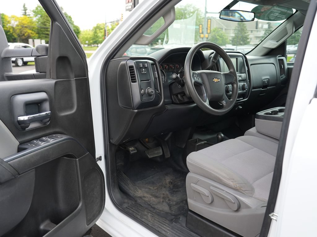 Used 2018 Chevrolet Silverado 3500 W/T AWD/4WD image 20