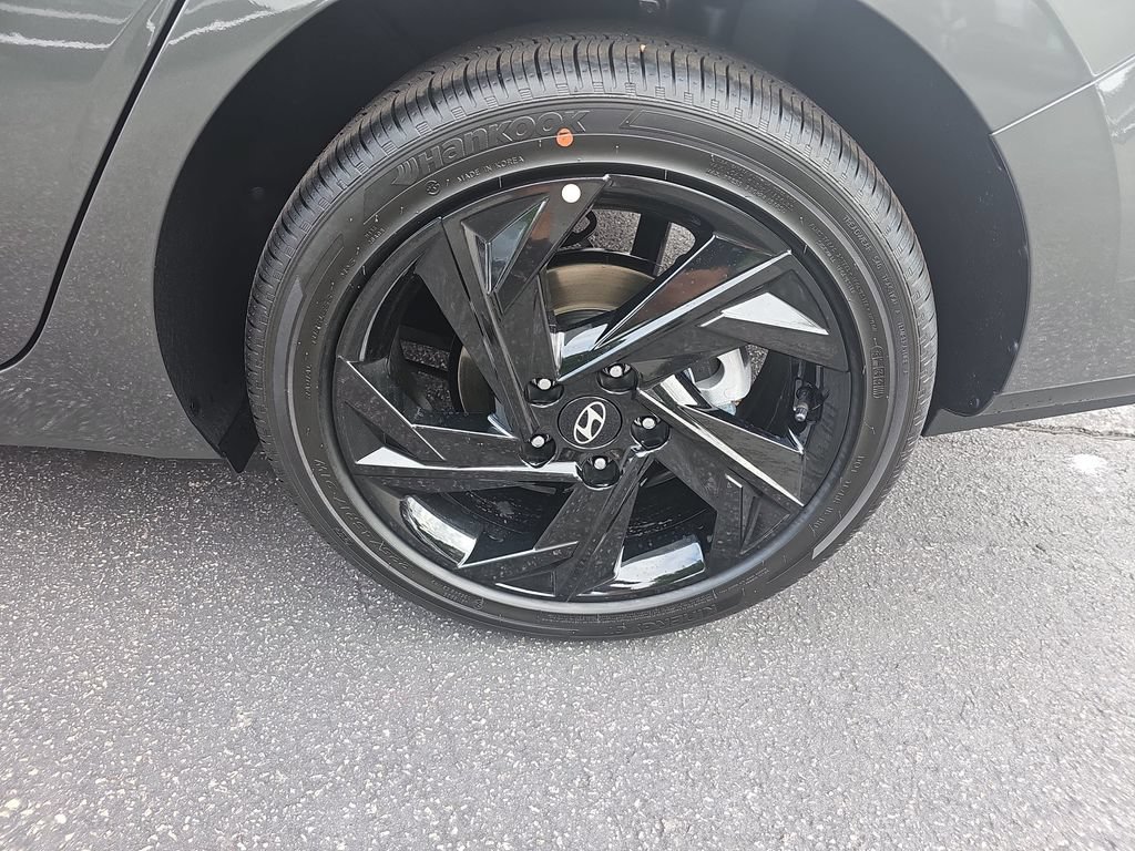 New 2026 Hyundai Elantra Sport FWD image 26