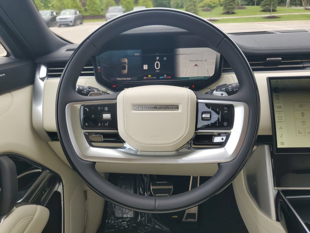 New 2026 Land Rover Range Rover Long Wheelbase SE AWD/4WD image 26