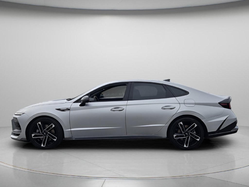 Certified 2025 Hyundai Sonata N Line FWD image 3