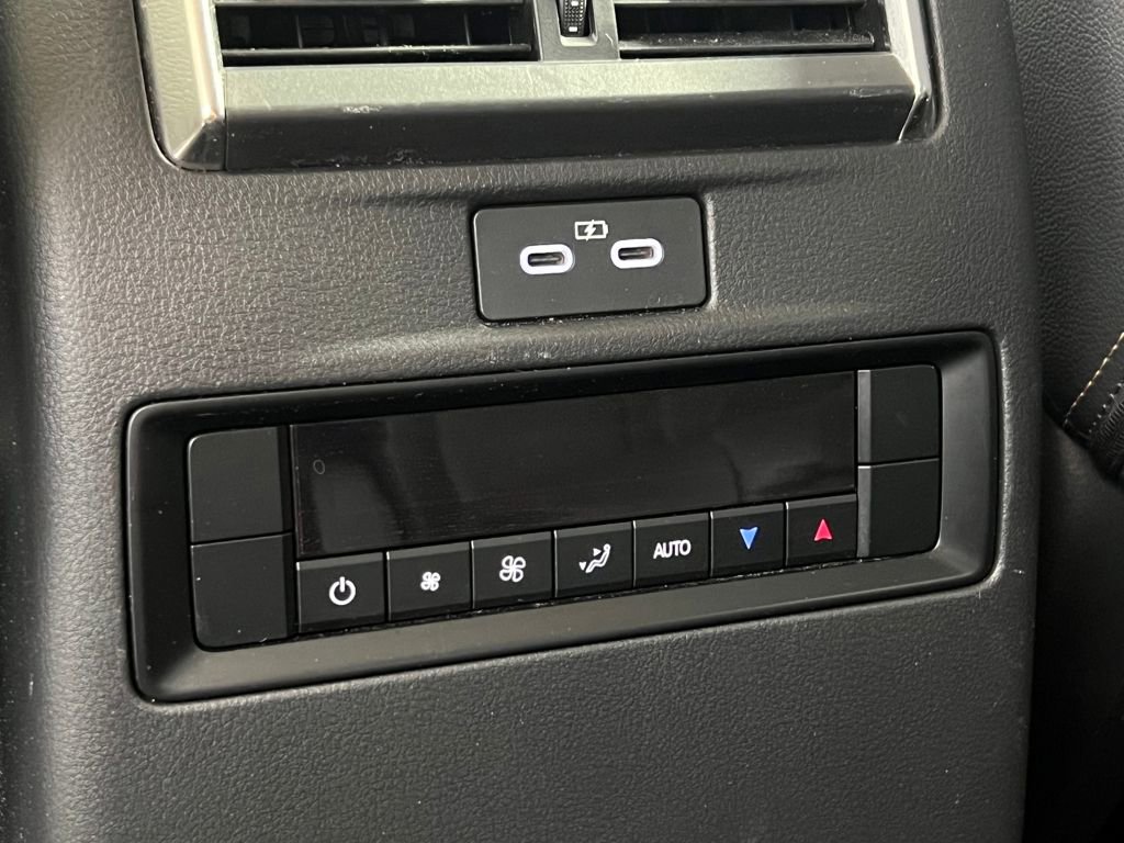 Used 2025 MAZDA CX-90 3.3 Turbo w/ Premium Sport Pkg image 14