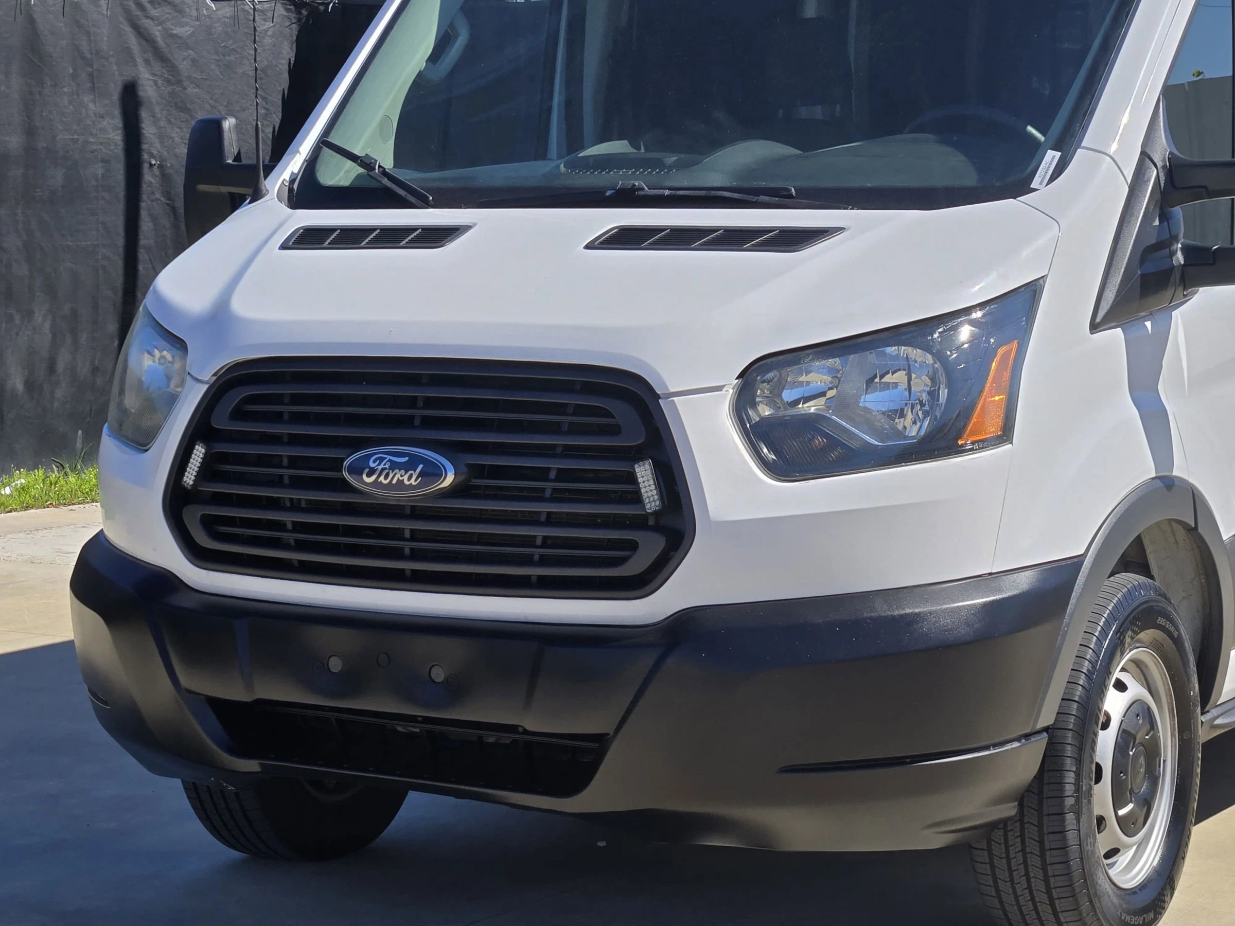 Used 2017 Ford Transit 350 148 High Roof image 28