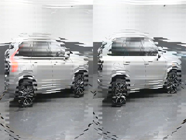 New 2025 Volvo XC90 B6 Ultra image 48