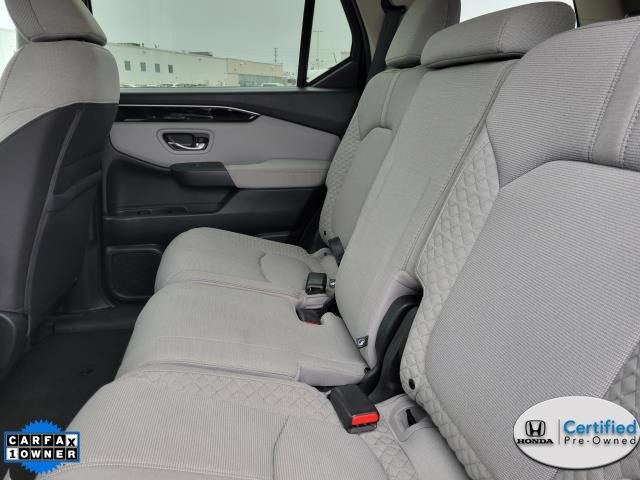 Certified 2023 Honda Pilot LX image 9