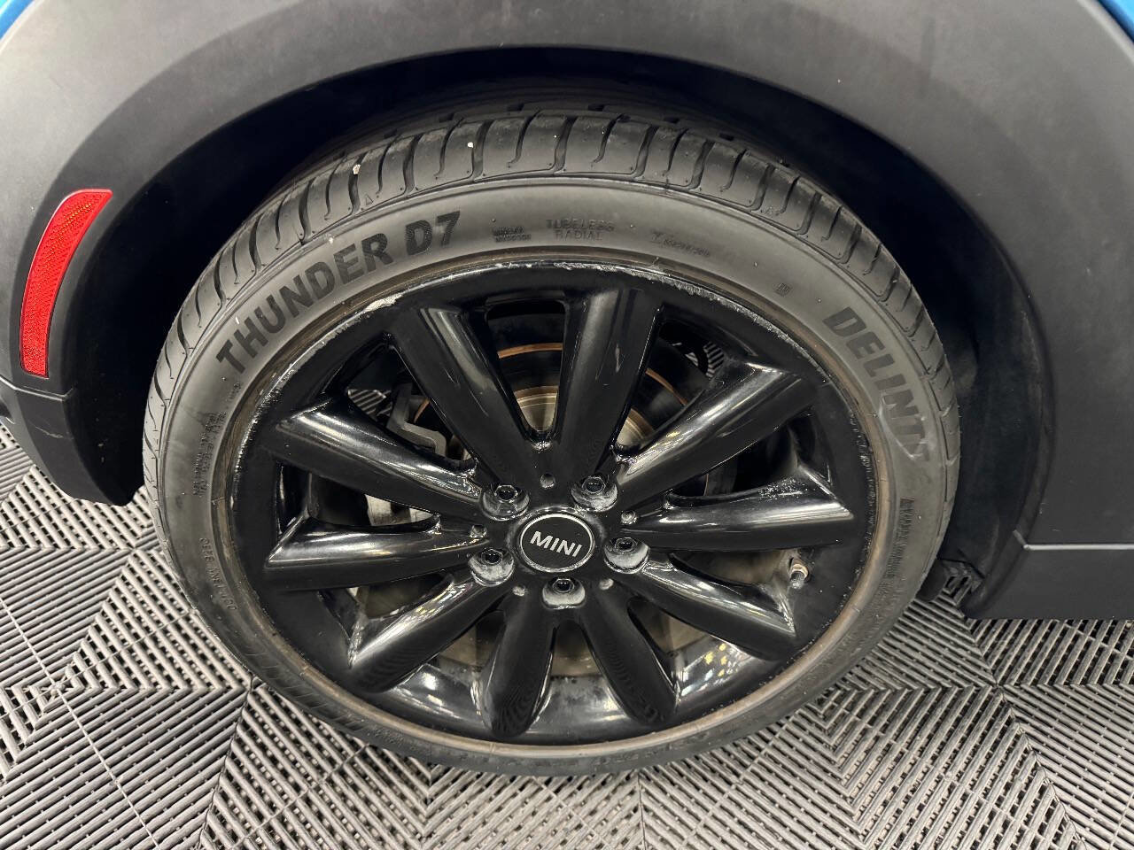 Used 2019 MINI Cooper S w/ Signature Upholstery Package image 19