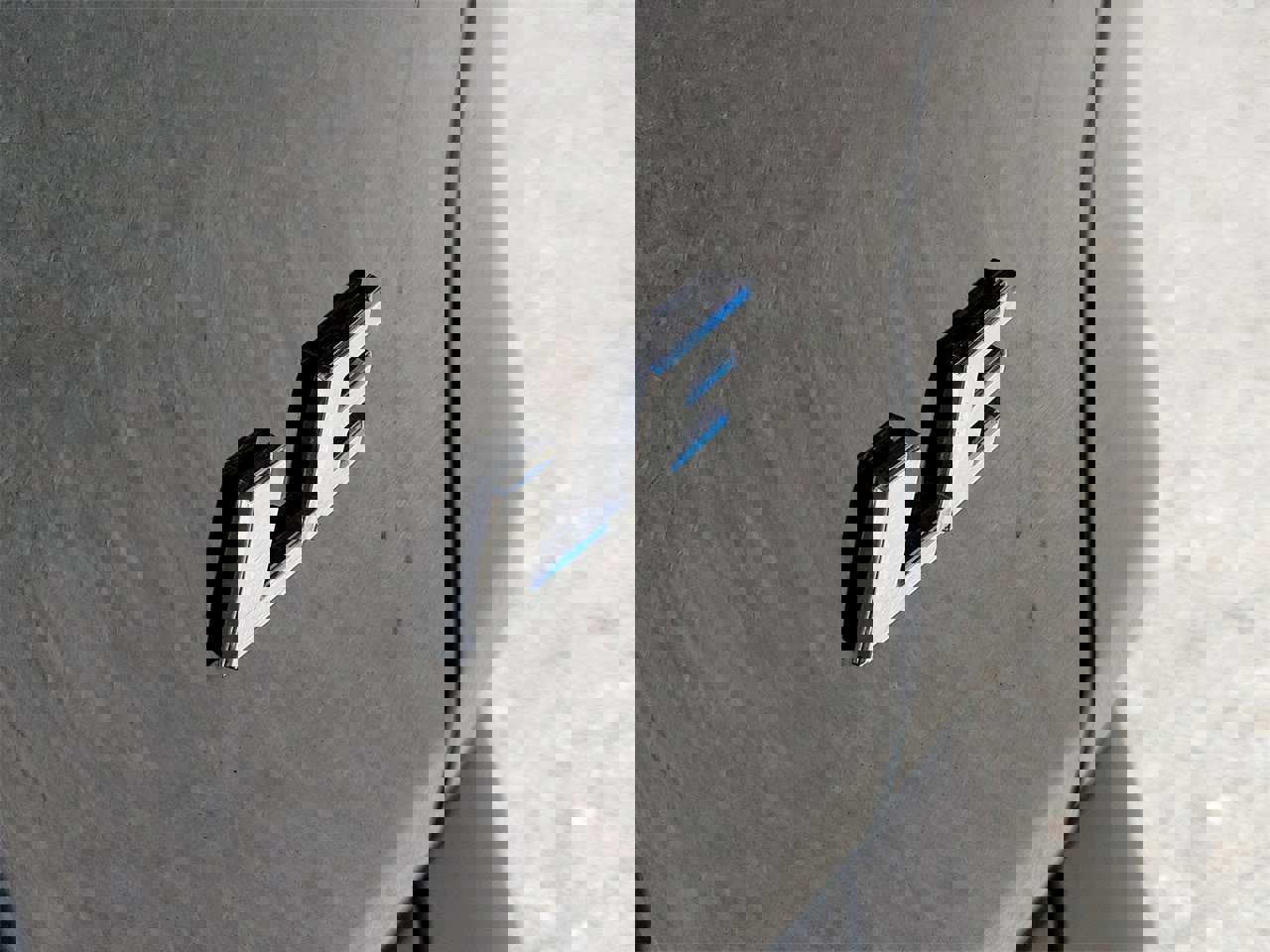 Used 2025 Toyota RAV4 LE image 7