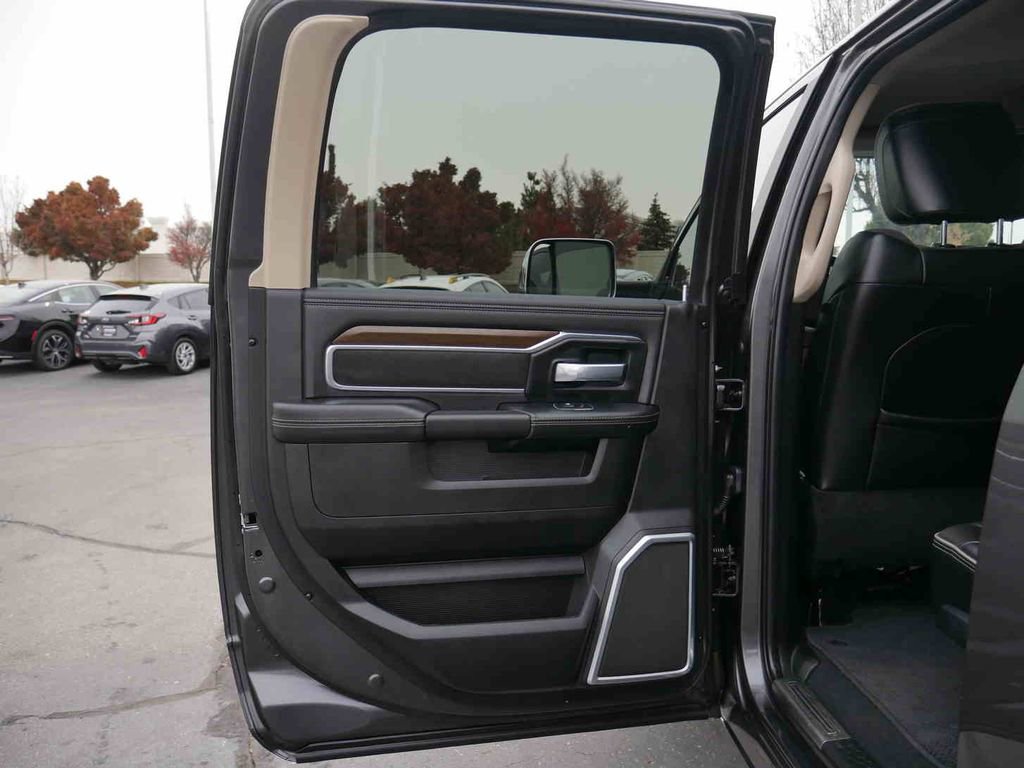 Certified 2022 RAM 2500 Laramie image 19