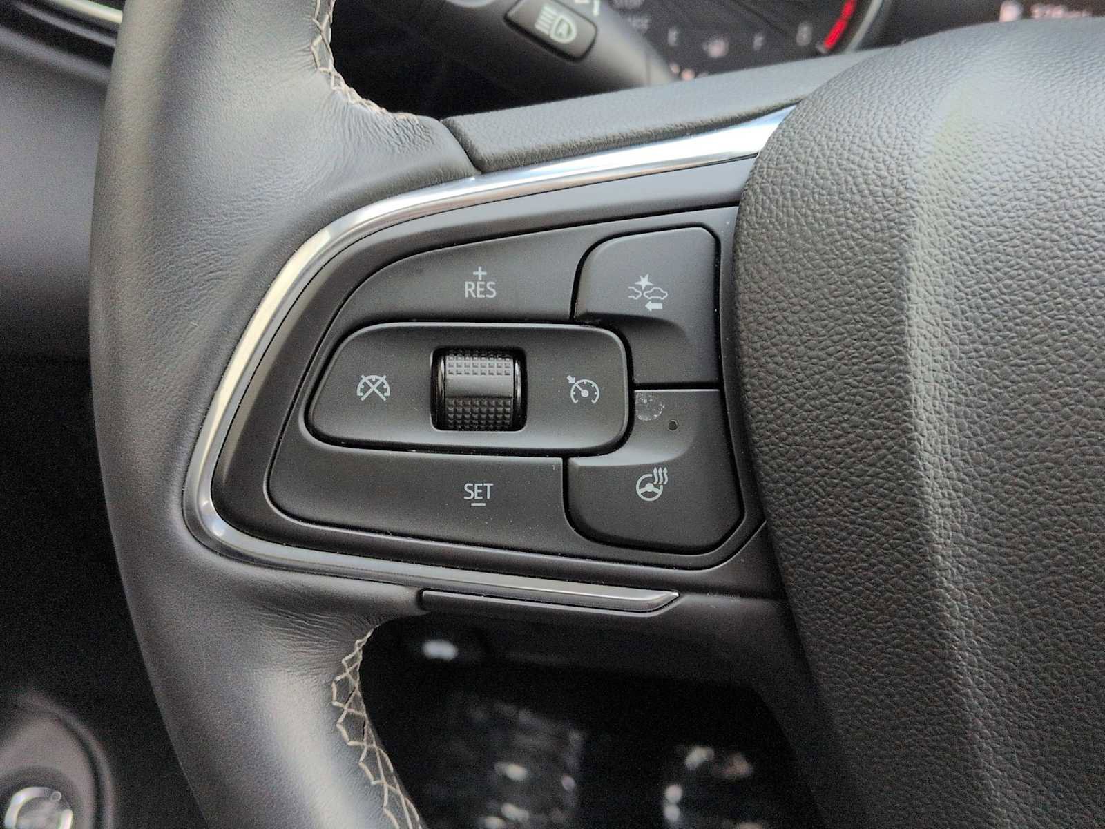 Used 2022 Buick Encore GX Essence w/ Experience Buick Package AWD/4WD image 26