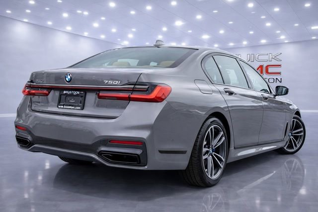 Used 2021 BMW 750i xDrive w/ Executive Package AWD/4WD image 7